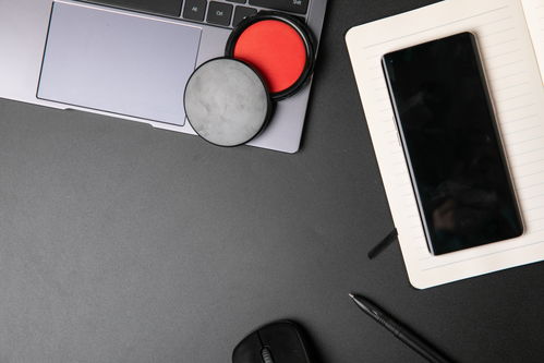 印泥手機辦公用品商務攝影圖 展現(xiàn)專業(yè)與高效的視覺敘事